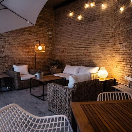 Tradicional Casa Con Patio Ruzafa Apartment บาเลนเซีย ภายนอก รูปภาพ