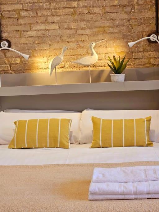 Tradicional Casa Con Patio Ruzafa Apartment บาเลนเซีย ภายนอก รูปภาพ